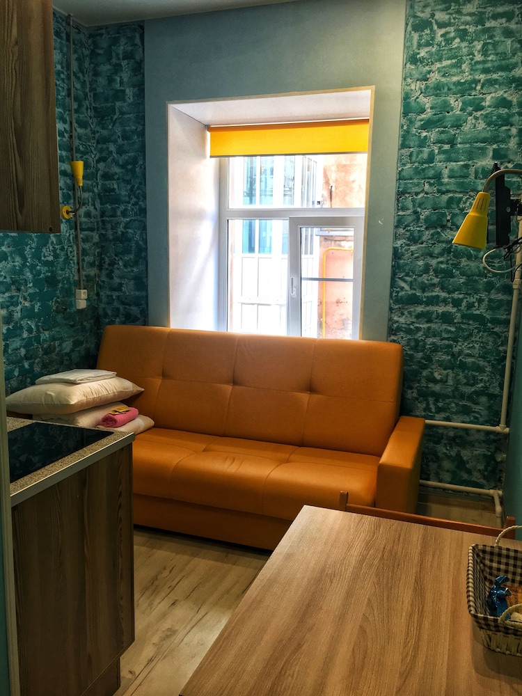 Economy Studio