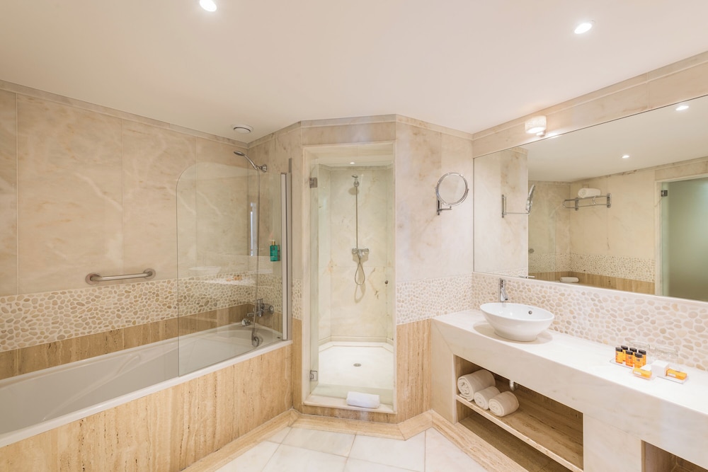 Suite, Ocean View - Photo 7