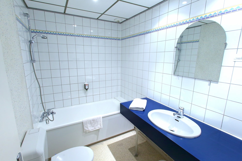 Twin Room (Faidherbe) photo 2