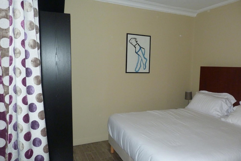 Single Room photo 2