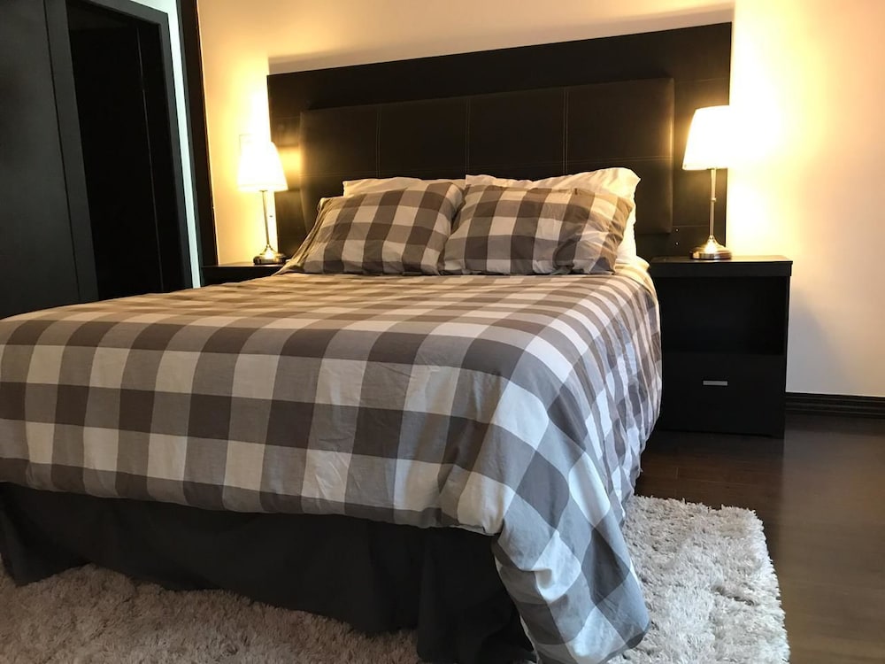 House, 2 Bedrooms photo 1
