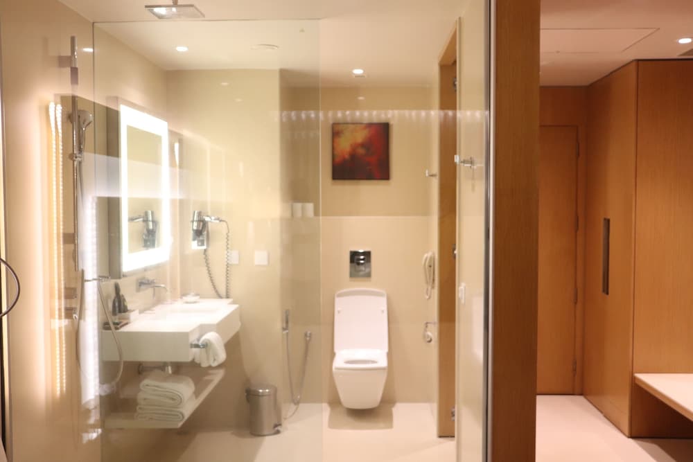 Premier Room, 2 Twin Beds - Photo 9