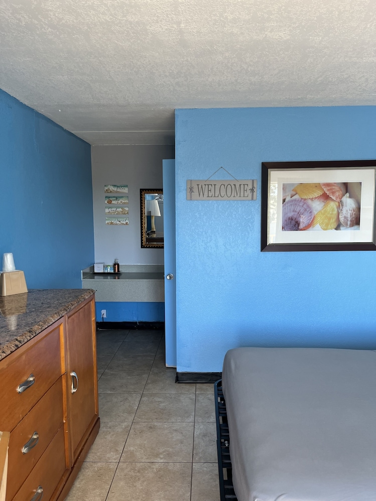 Standard Room, 1 Queen Bed, Non Smoking