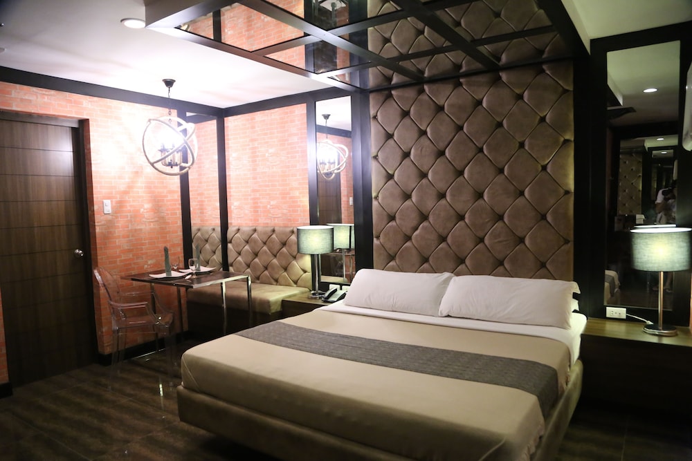 Standard Room - Photo 9