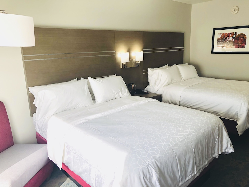 Suite, 2 Queen Beds, Accessible (Communication) photo 1