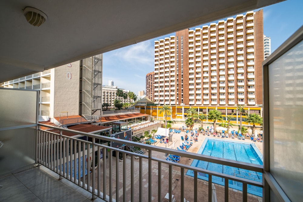 Double Room, Terrace (3 Adults + 1 Children) photo 3