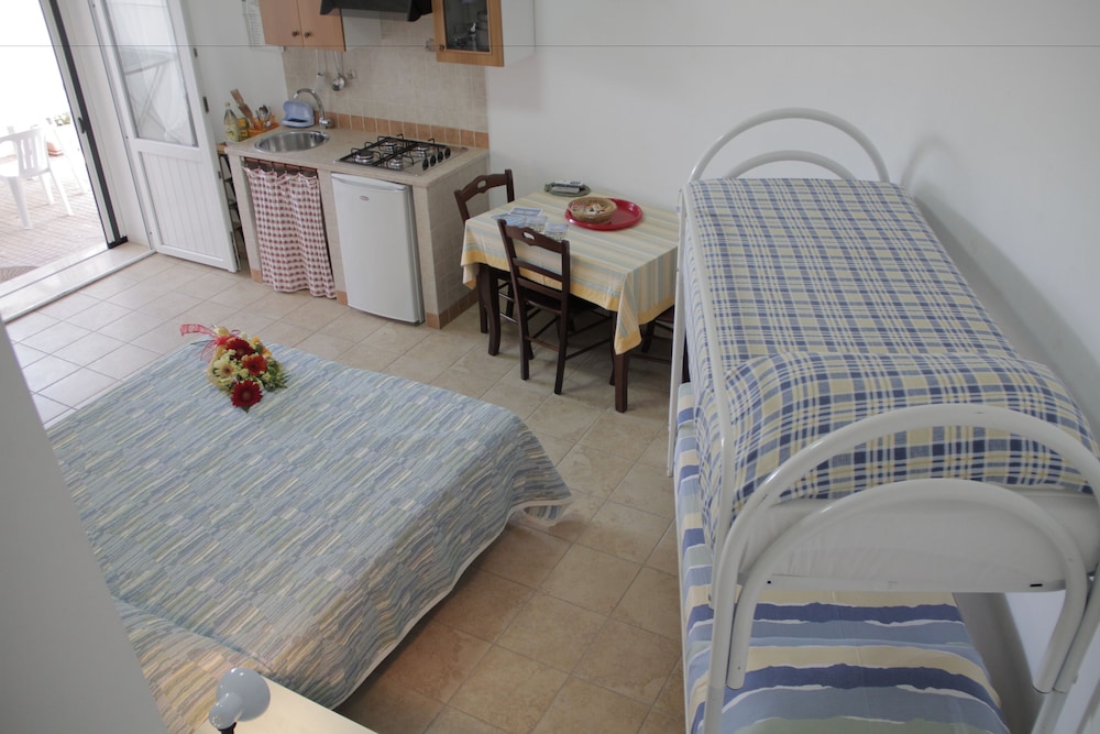 Double Room Single Use, 1 Double Bed, Non Smoking photo 1