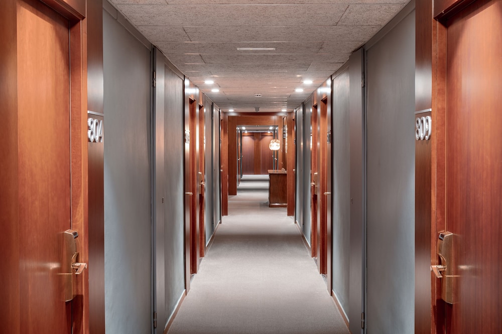 Standard Triple Room (with air conditioning) - Photo 3