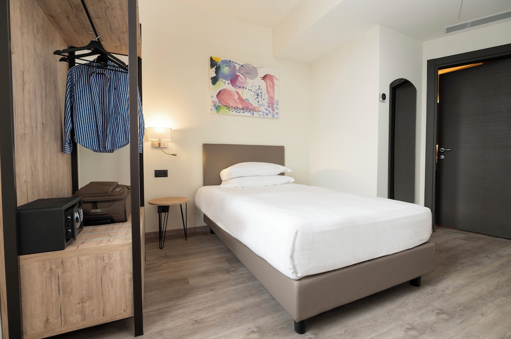 Classic Single Room photo 1