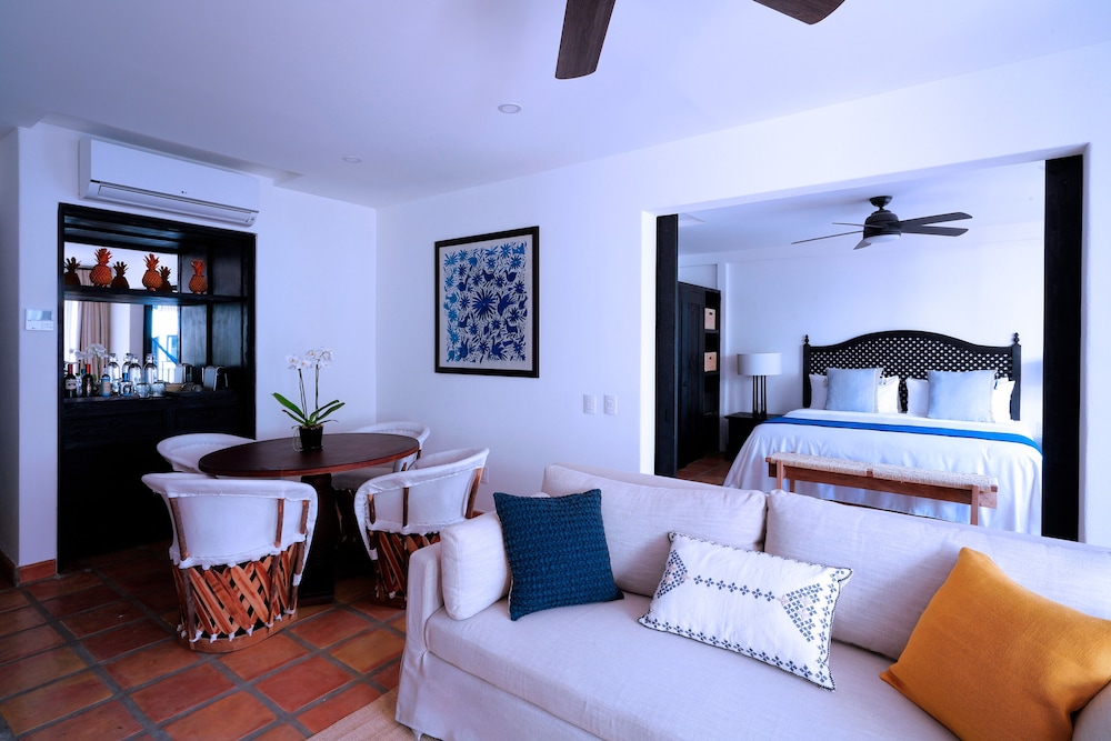 Premium Suite