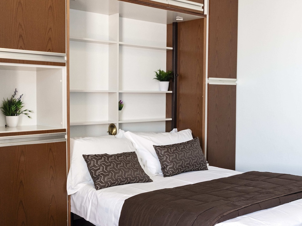 Double or Twin Room, Lake View