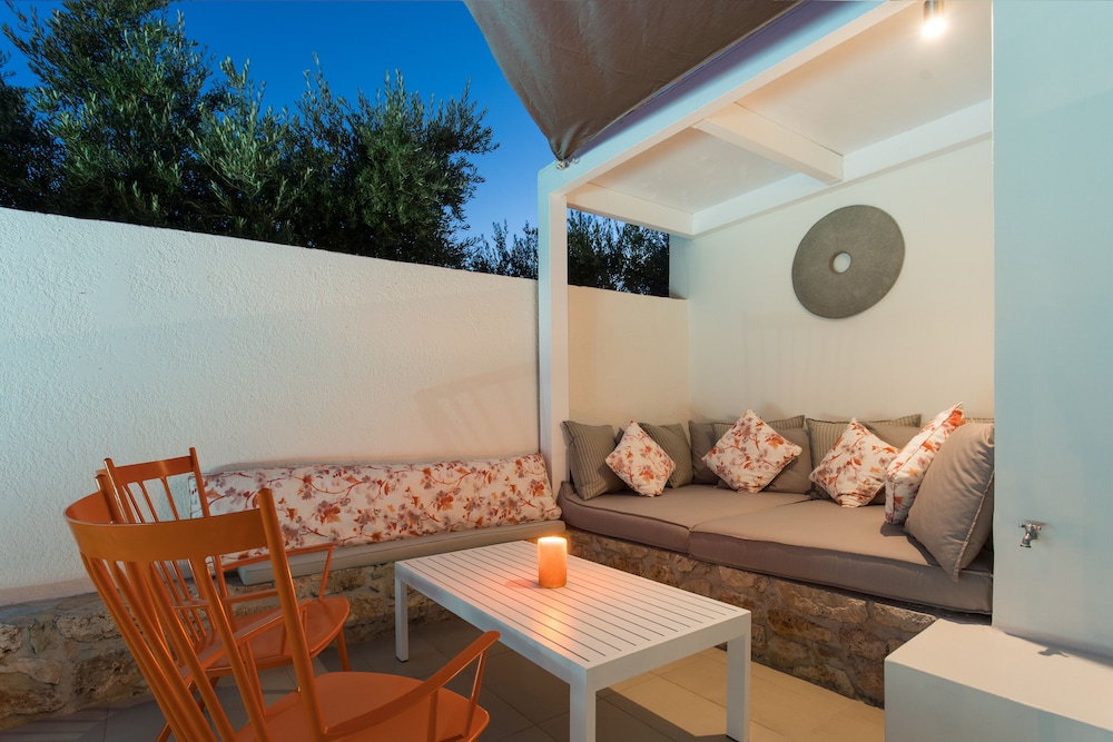 Premium Residence Sea View & Private Mini Pool photo 2