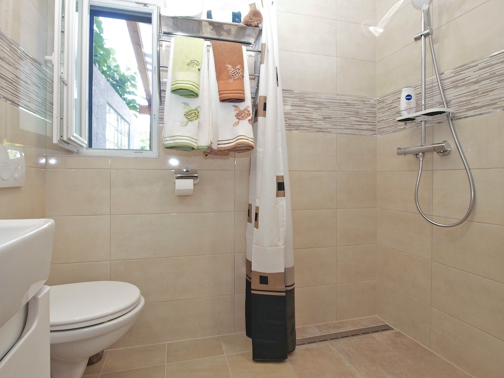 Standard House, 2 Bedrooms (0460) photo 3