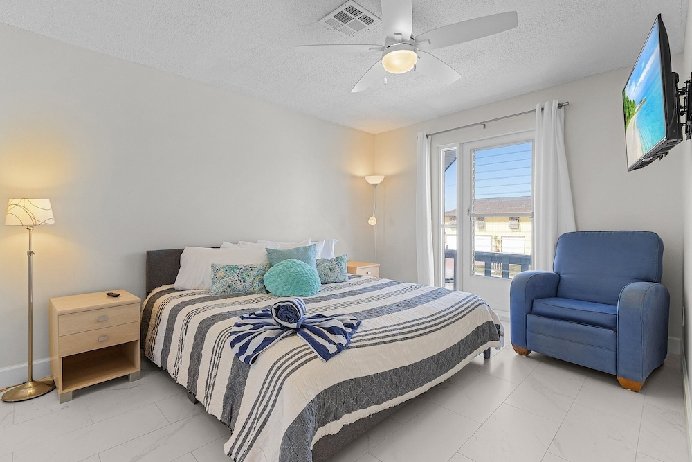 House, 2 Bedrooms photo 2