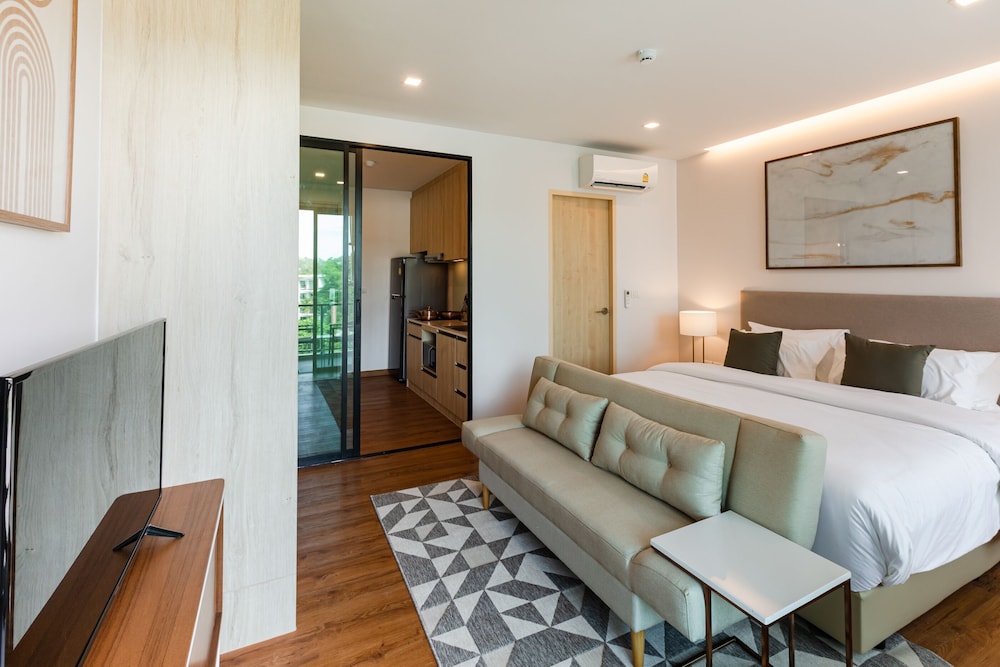 Premier Room, 1 Bedroom - Photo 6
