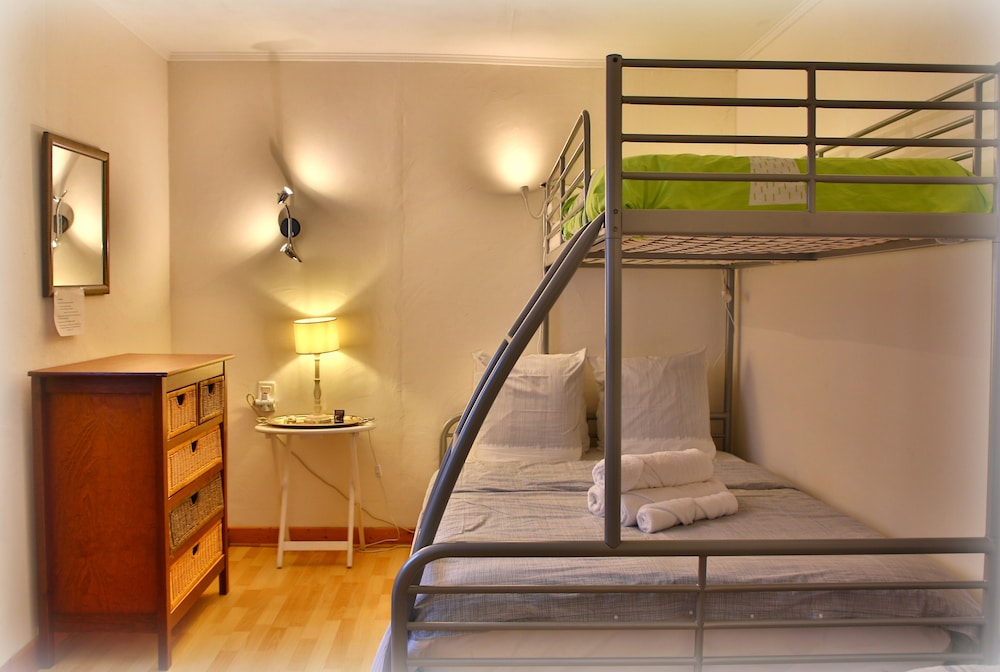 Family Studio, Multiple Beds, Garden View photo 1