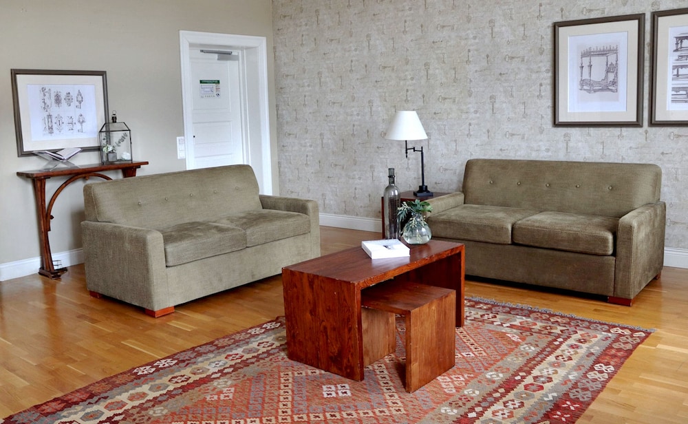 Family Studio Suite (Mini) photo 2