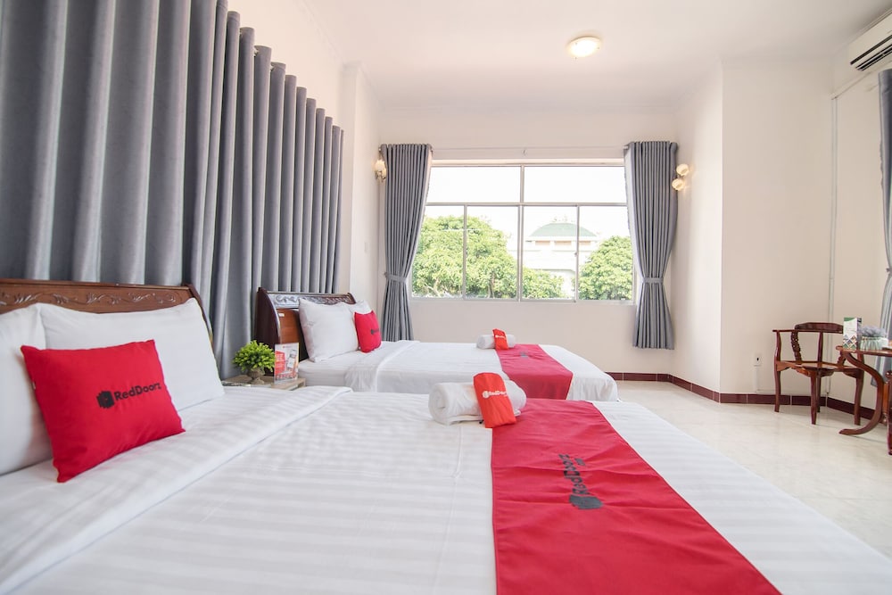Suite, Multiple Bedrooms