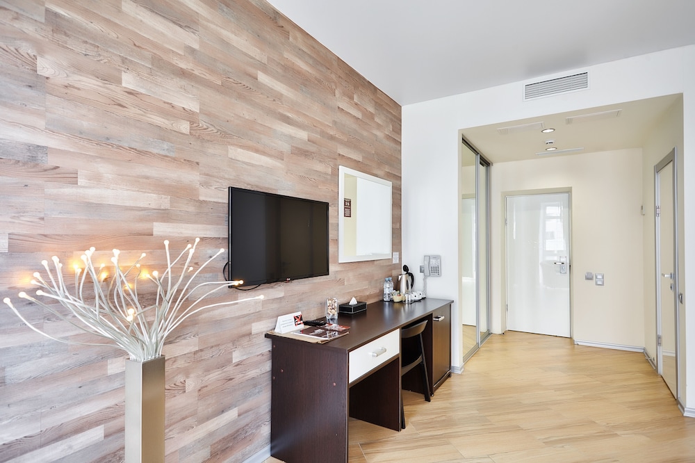 Business Double Room photo 3