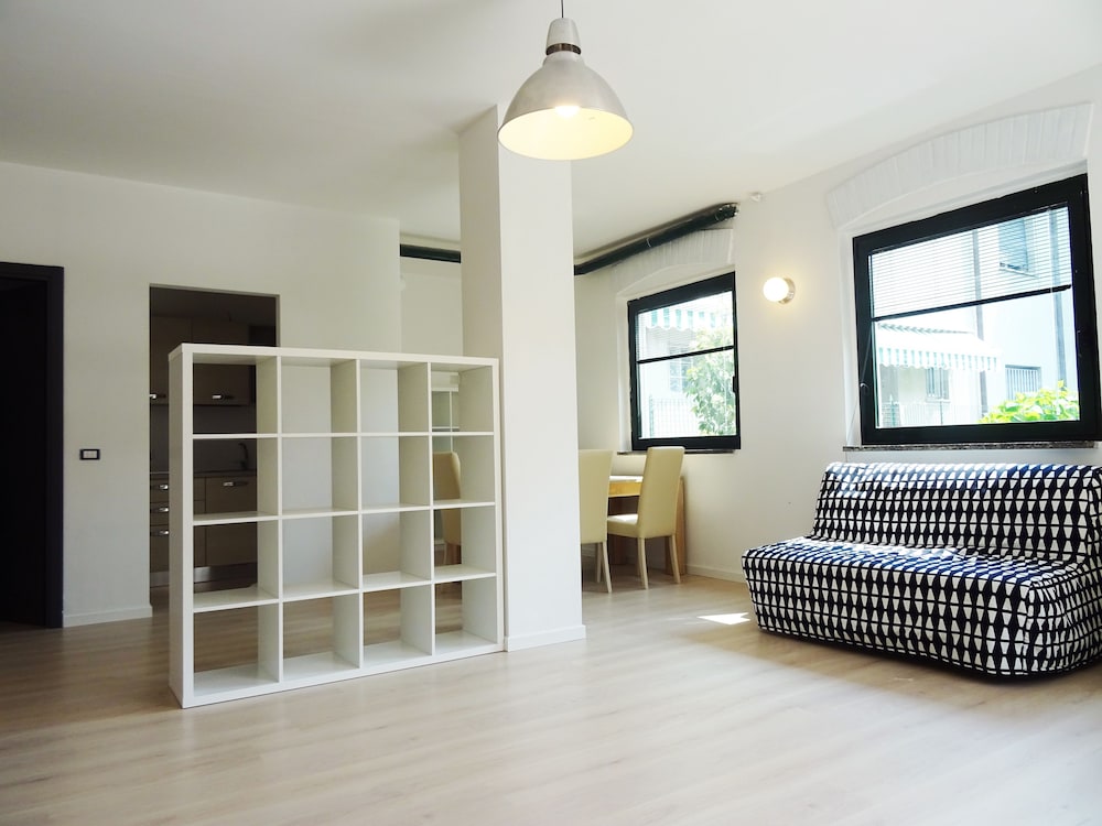 Luxury House, 1 Bedroom, Kitchen, Garden View