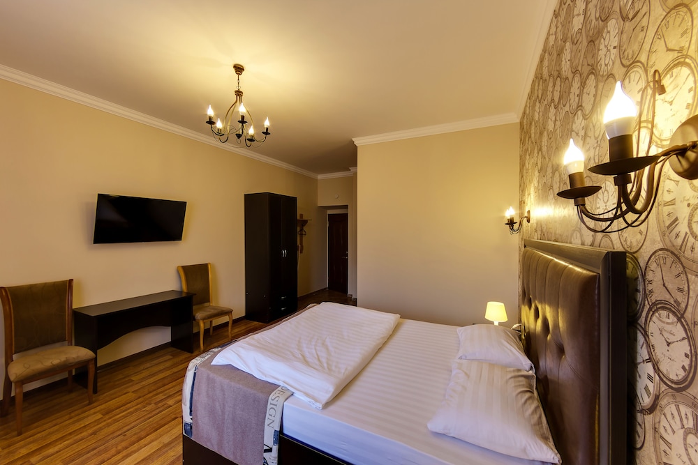 Standard Double Room photo 2