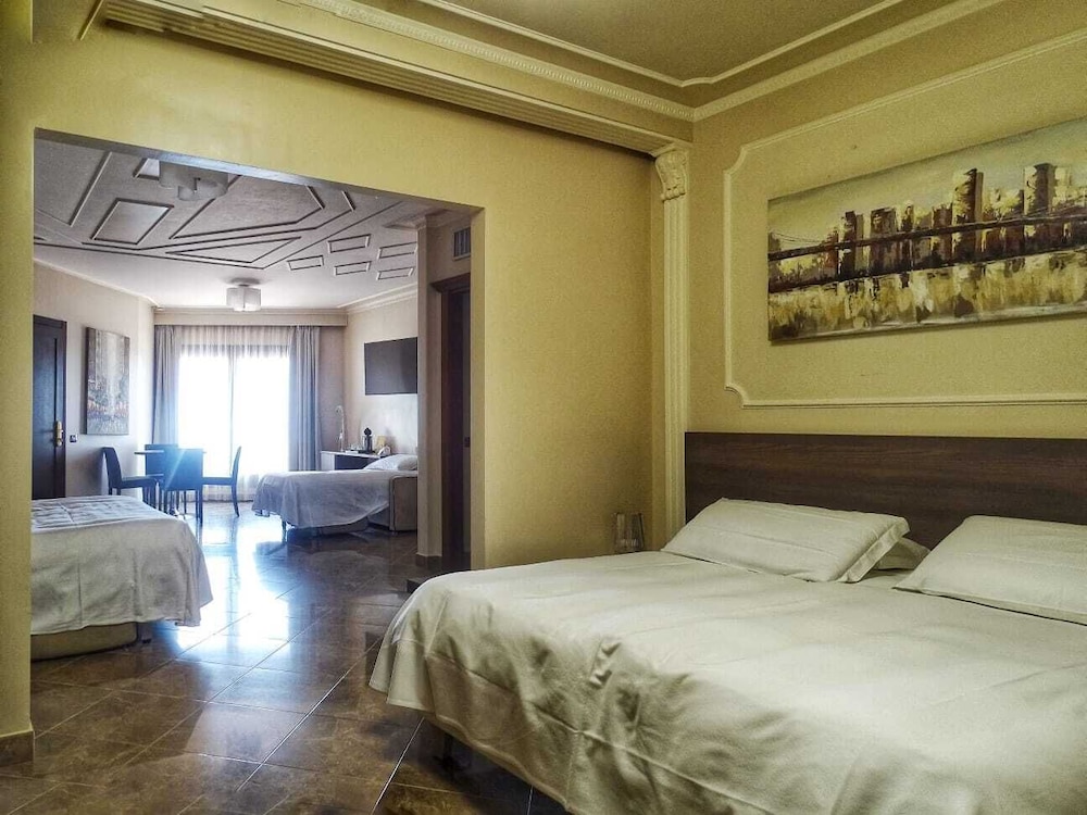 Classic Quadruple Room