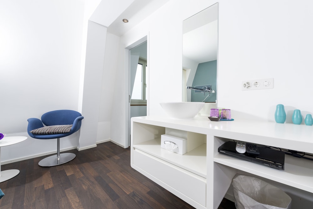 Superior Double Room - Photo 7