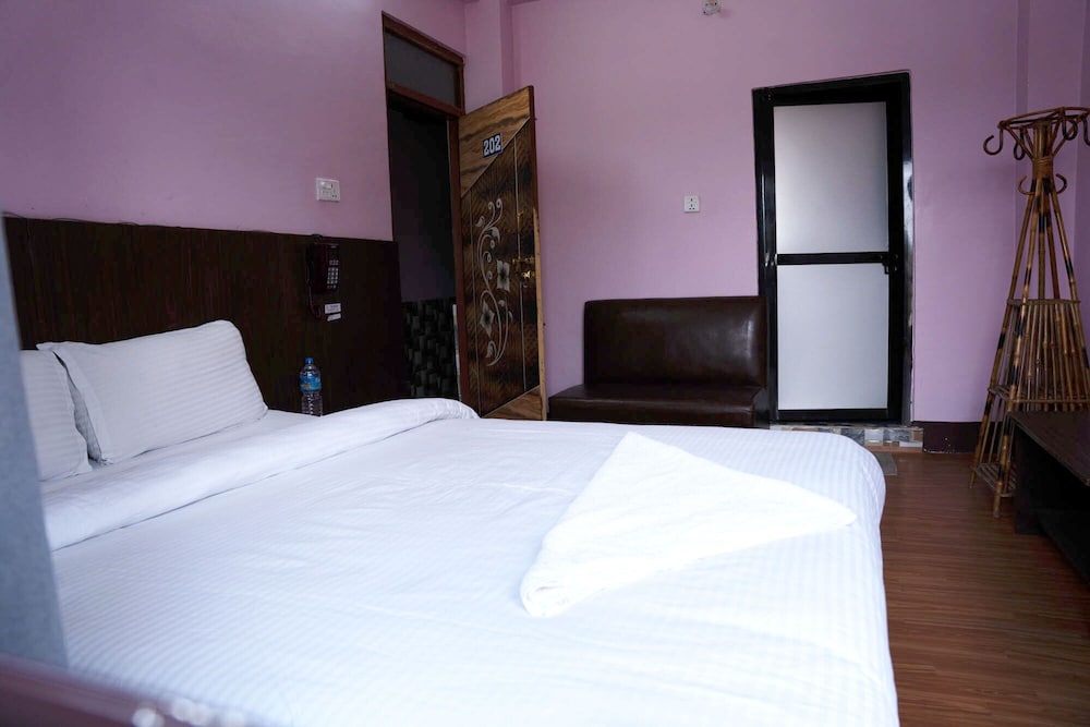 Deluxe Double Room photo 2