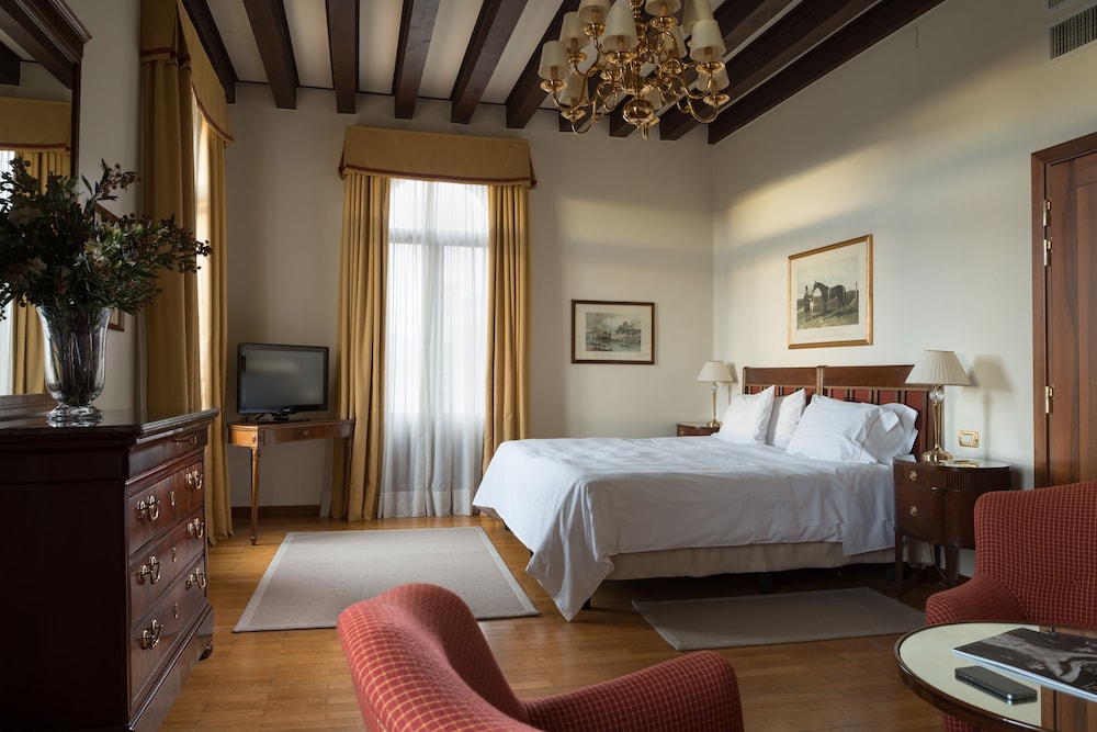 Junior Suite (Premier)