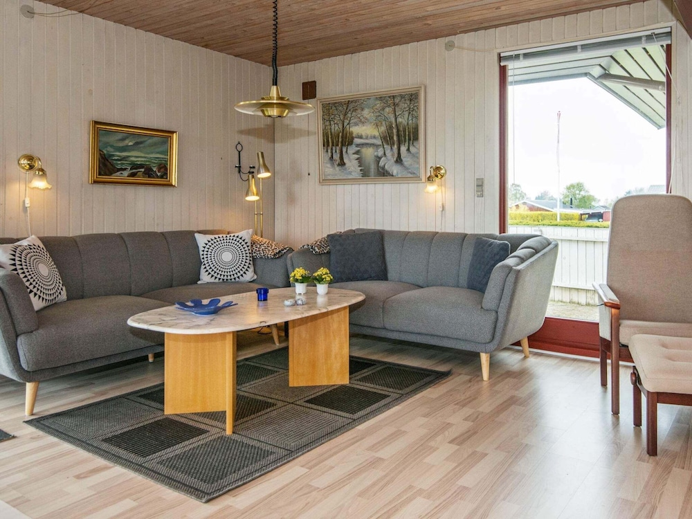 House photo 2