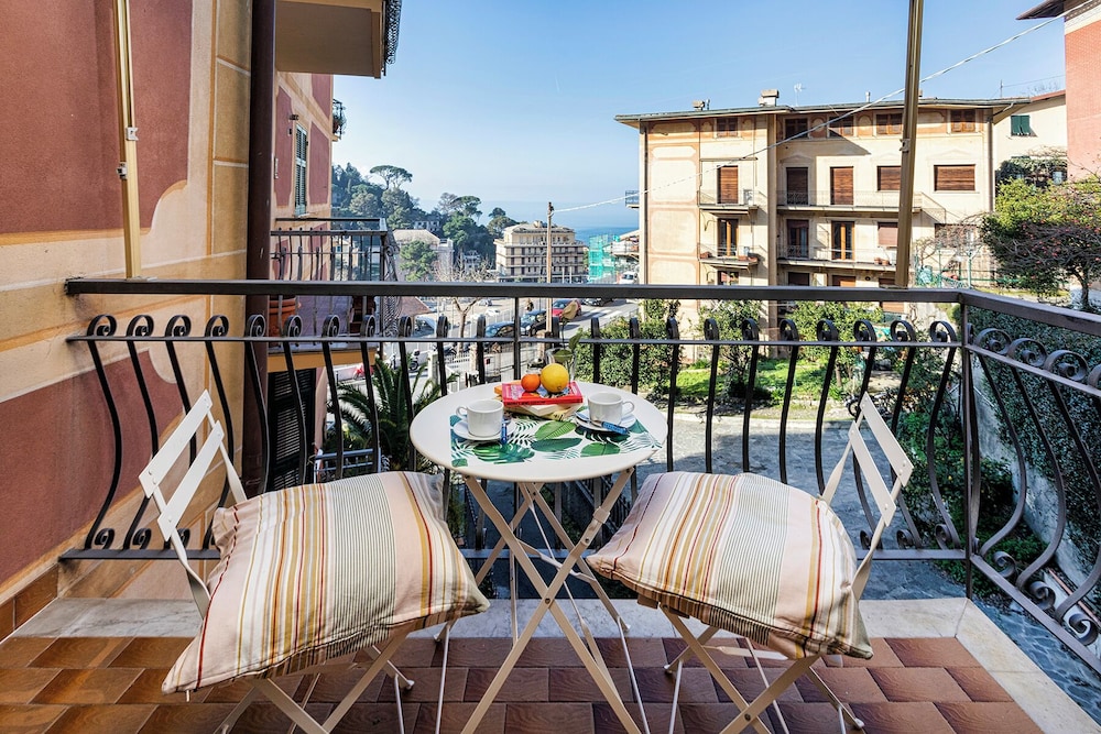 Apartment, Partial Sea View