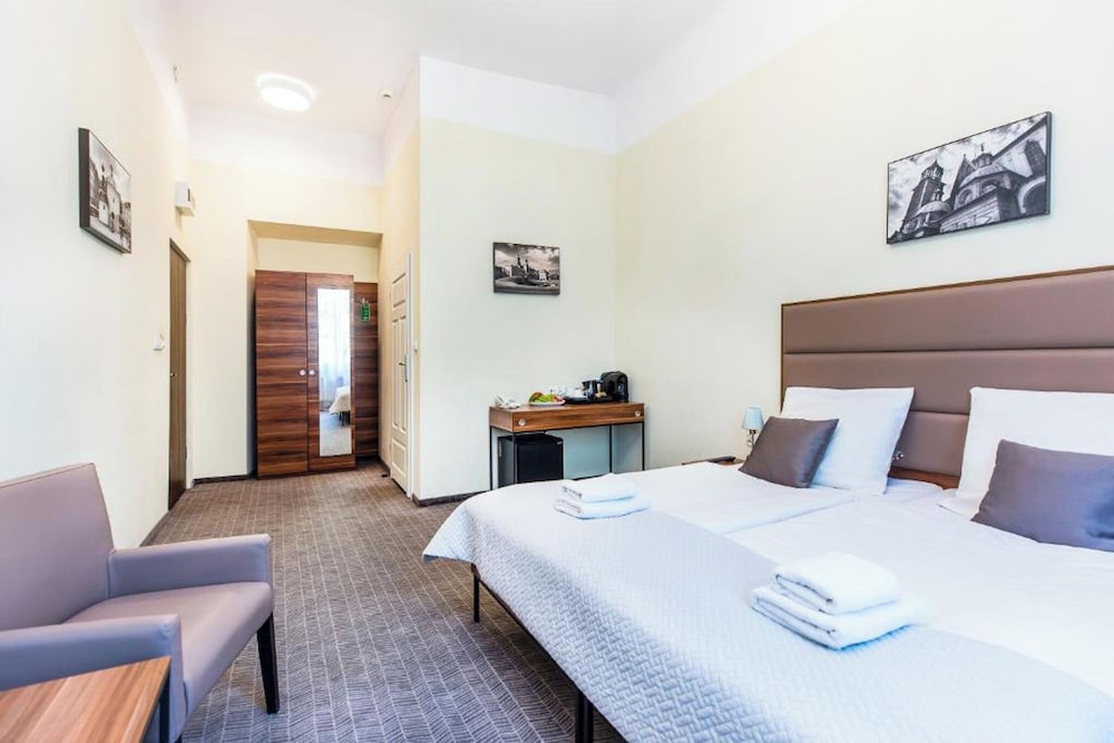 Classic Double Room