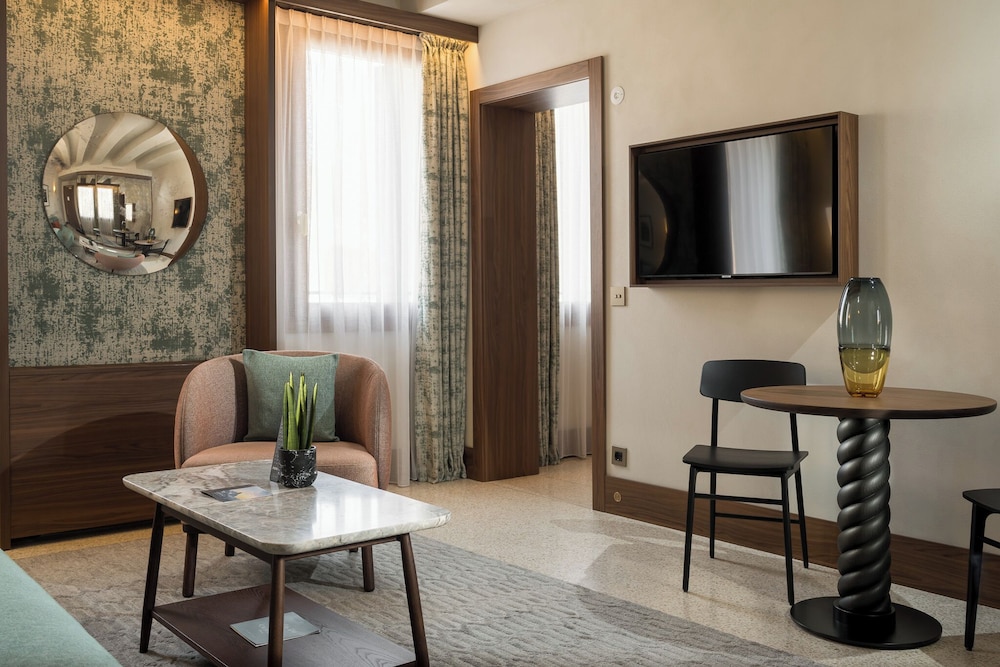 Rio Executive Suite (Non Smoking)