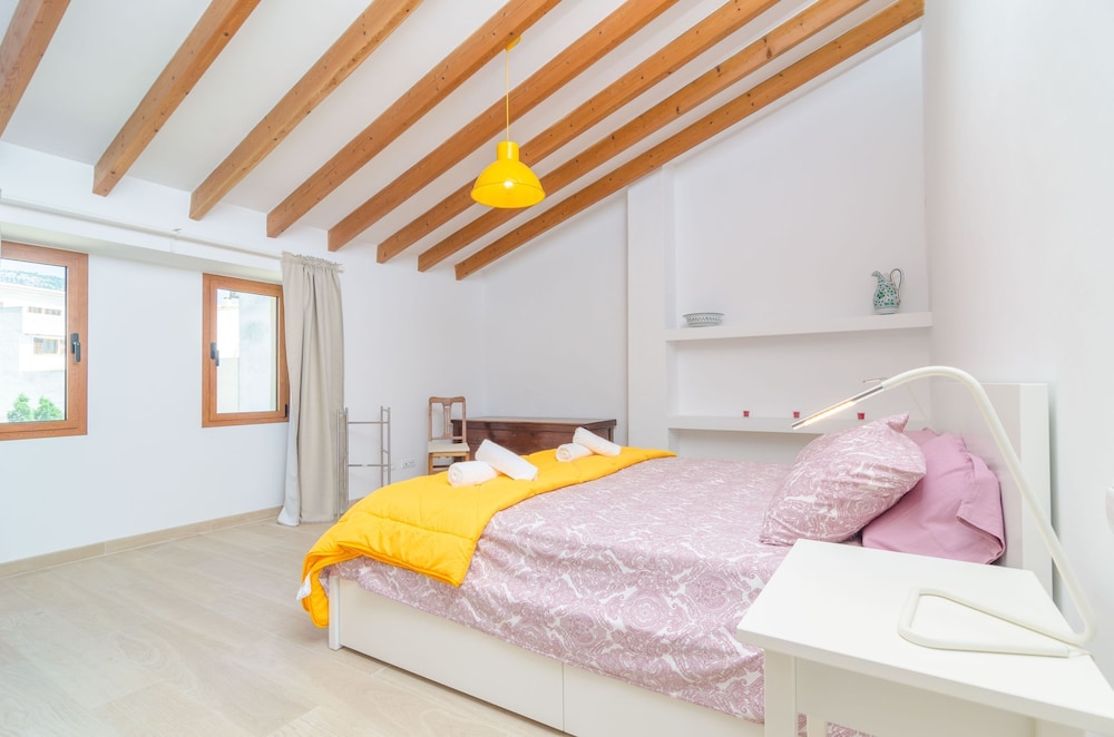 Villa photo 3