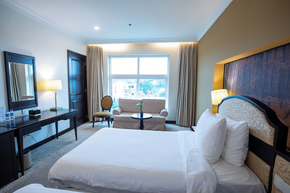 Deluxe Room - Photo 3