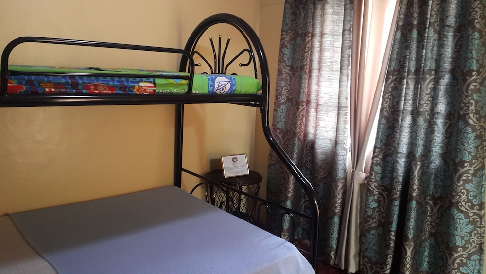 Family Suite photo 3