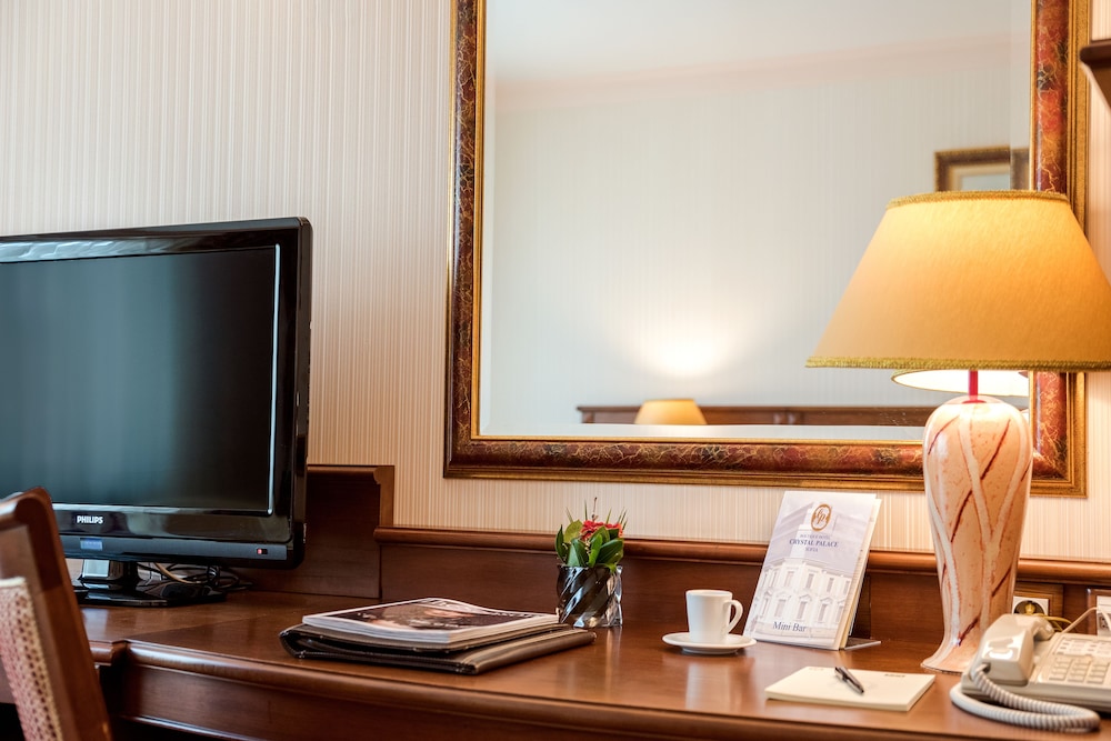 Executive Room - Photo 1