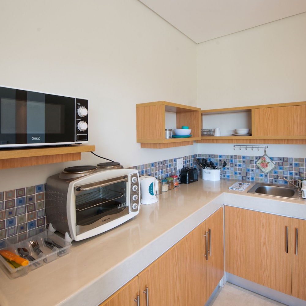 Self-Catering En-Suite (Ebony) photo 3
