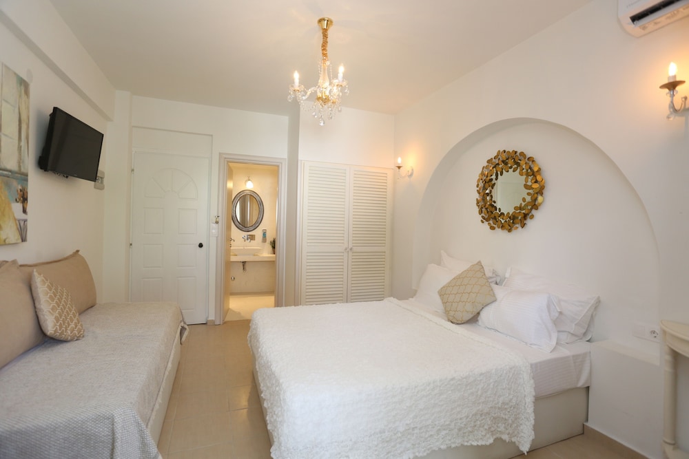 Deluxe Double Room photo 3