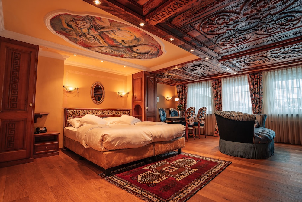 Deluxe Suite - Photo 3