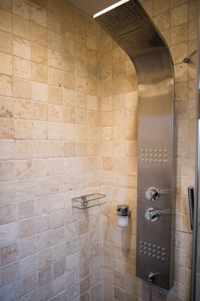 Superior Double Room, Ensuite (Pulsatille) photo 2