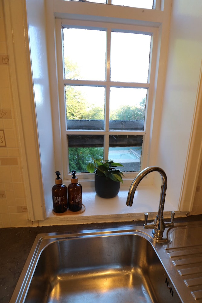 Superior Room, Garden View (Not Pet friendly) photo 2