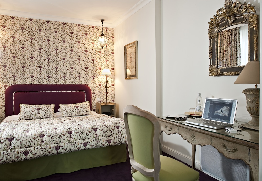 Suite, 1 King Bed, Non Smoking (Living Room;with Sofabed) - Photo 3