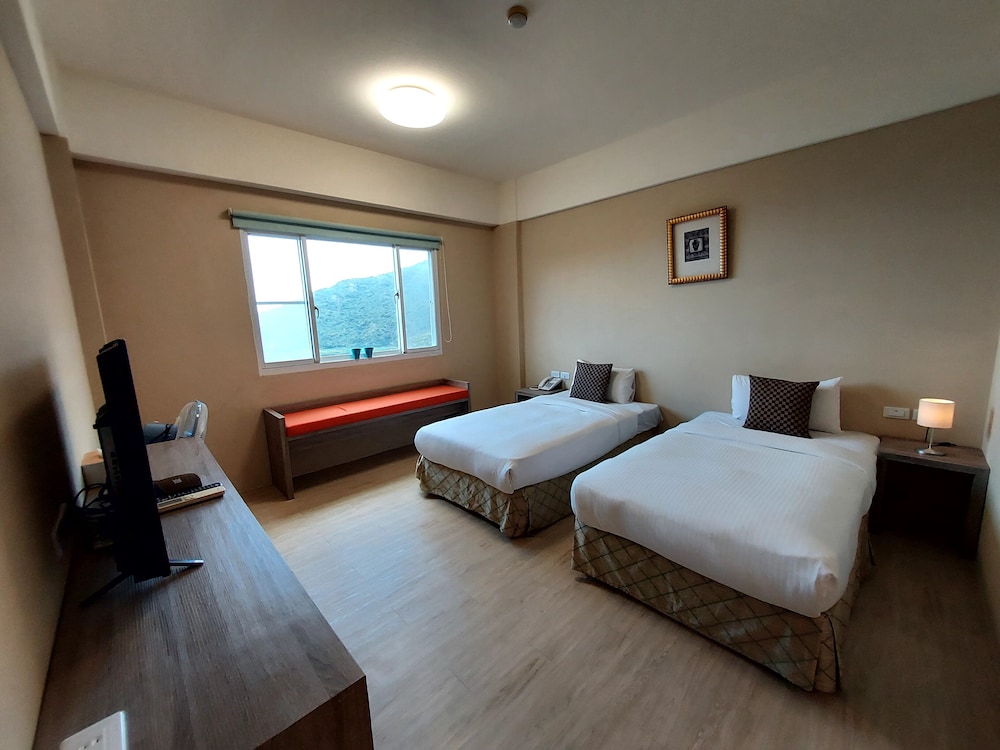 Basic Twin Room