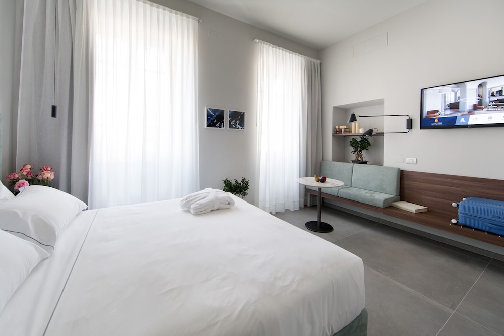 Deluxe Double Room photo 2