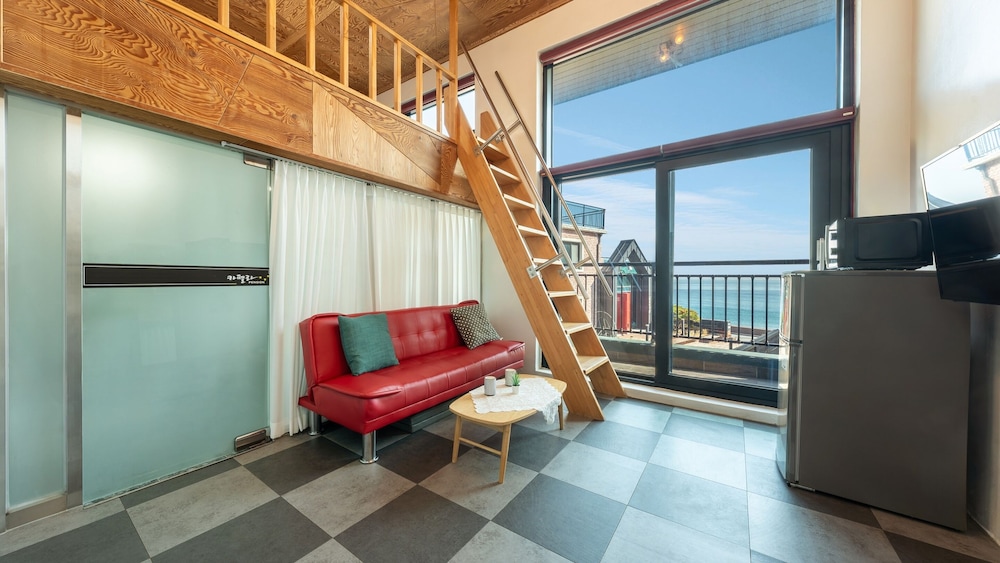 Basic Room, 1 Bedroom (Room 202 (Ocean View/Spa/BBQ))