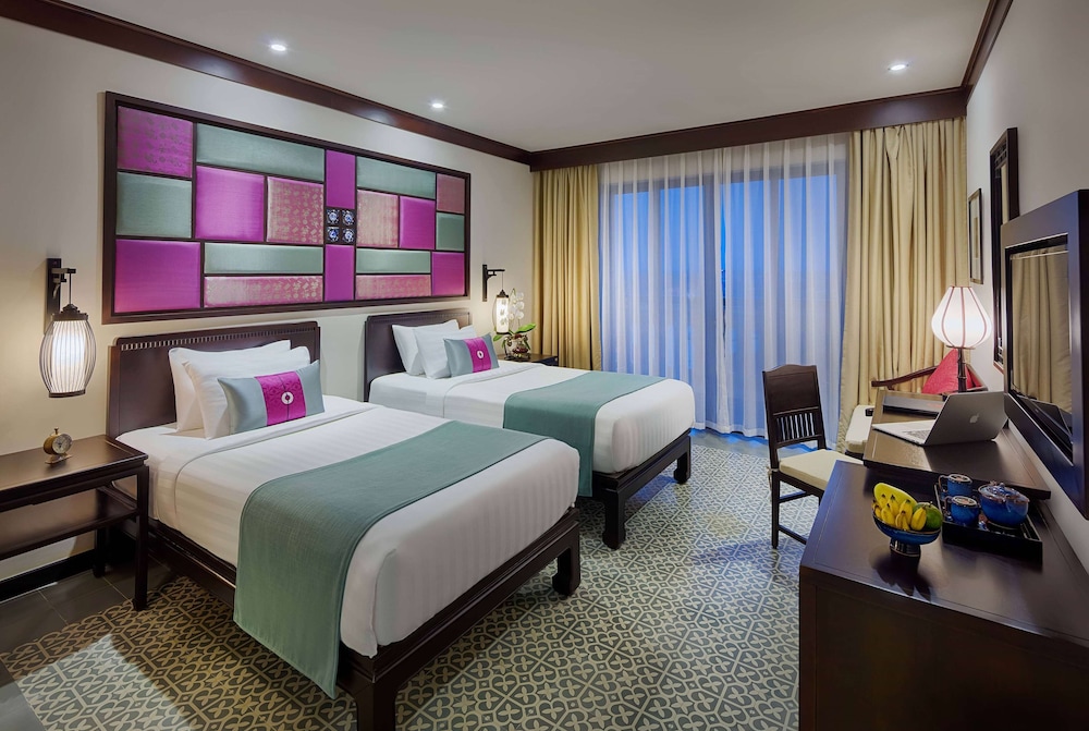 Deluxe Room, 2 Twin Beds, Balcony (Ocean/Riverside View) - Photo 7