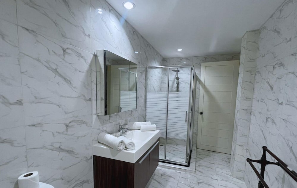Family Suite, 3 Bedrooms, Balcony, Pool View photo 2