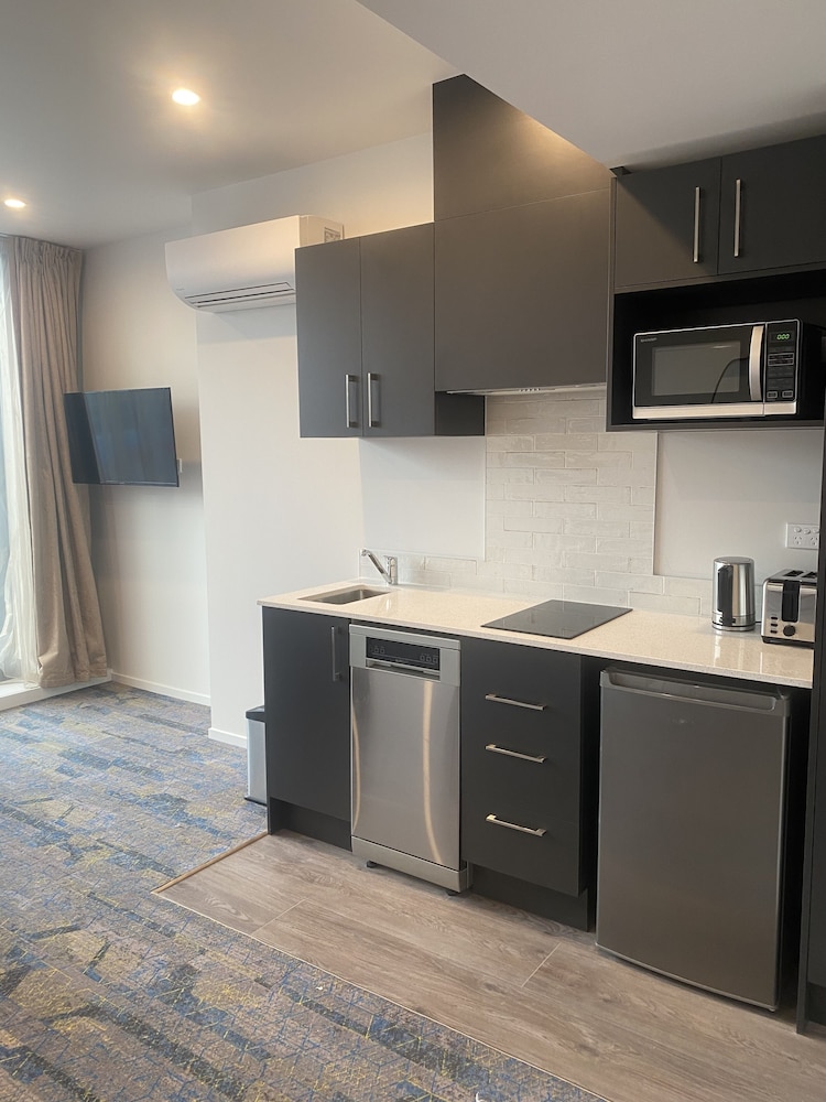 1 Bedroom Apartment thumbnail 5