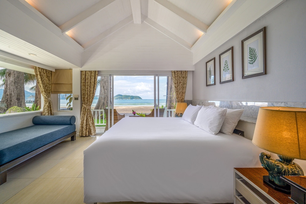 Beachfront Cottage - Photo 5